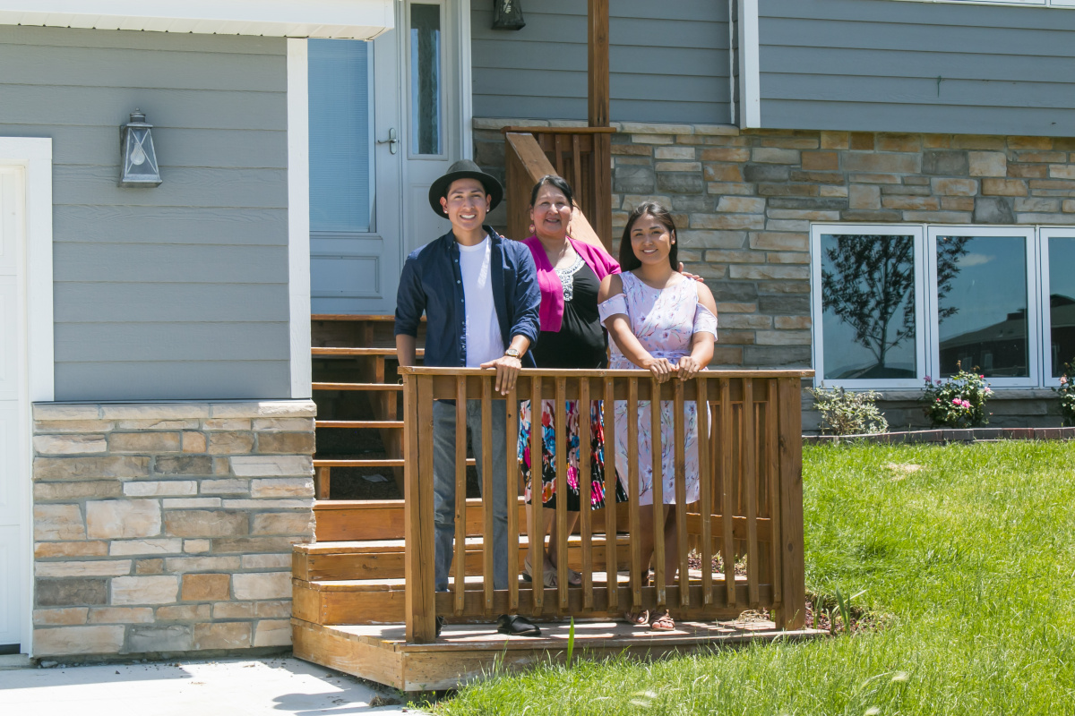 SFH Dynamic home, with family pictured