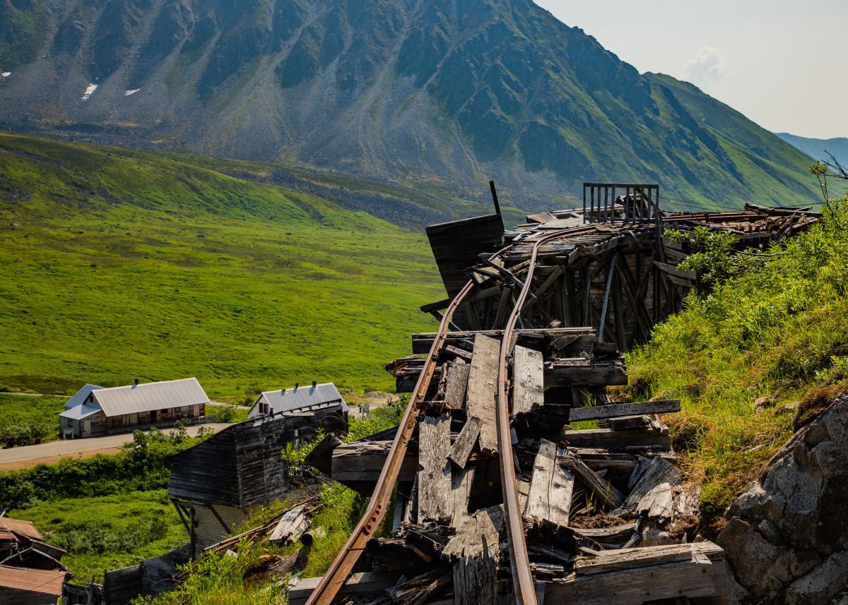 Old mining town and track