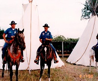 OJSPhotoPage.MemoryLane two horses with police on top