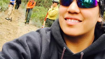 Yolanda Yallup takes selfie with some classmates in the background at the 2016 Central Oregon Ecological Training Exchange Yolanda Yallup takes selfie with some classmates in the background at the 2016 Central Oregon Ecological Training Exchange