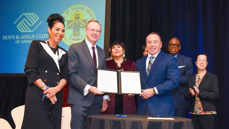 Photo from the signing between BIE and Boys and Girls Club